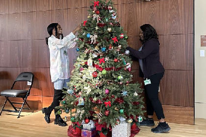 Spreading holiday cheer for Veterans