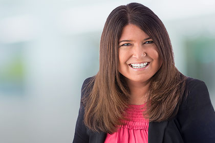 Headshot-Michelle Fay 420x280